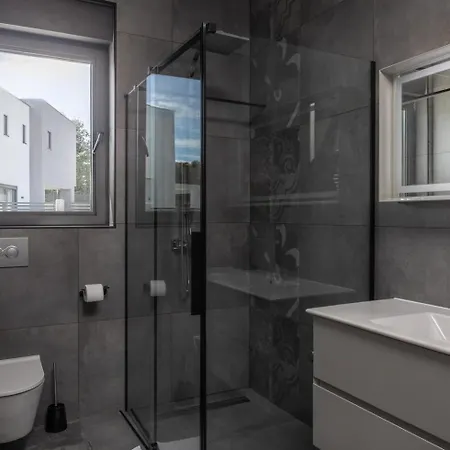 Villa New! Luxury Alta & Montira Two Heated Pool Juršići