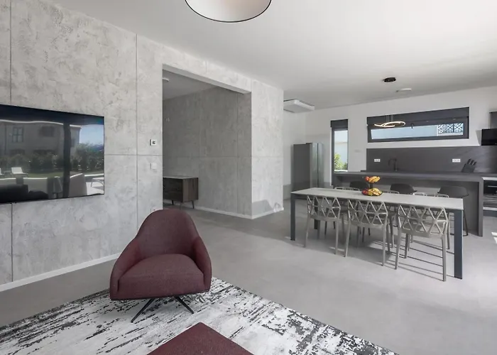 New! Luxury Alta & Montira Two Heated Pool