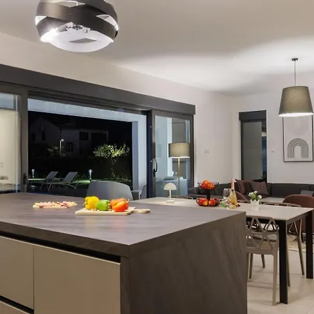 New! Luxury Alta & Montira Two Heated Pool * Jursici