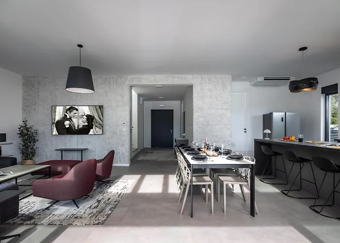 New! Luxury Alta & Montira Two Heated Pool *